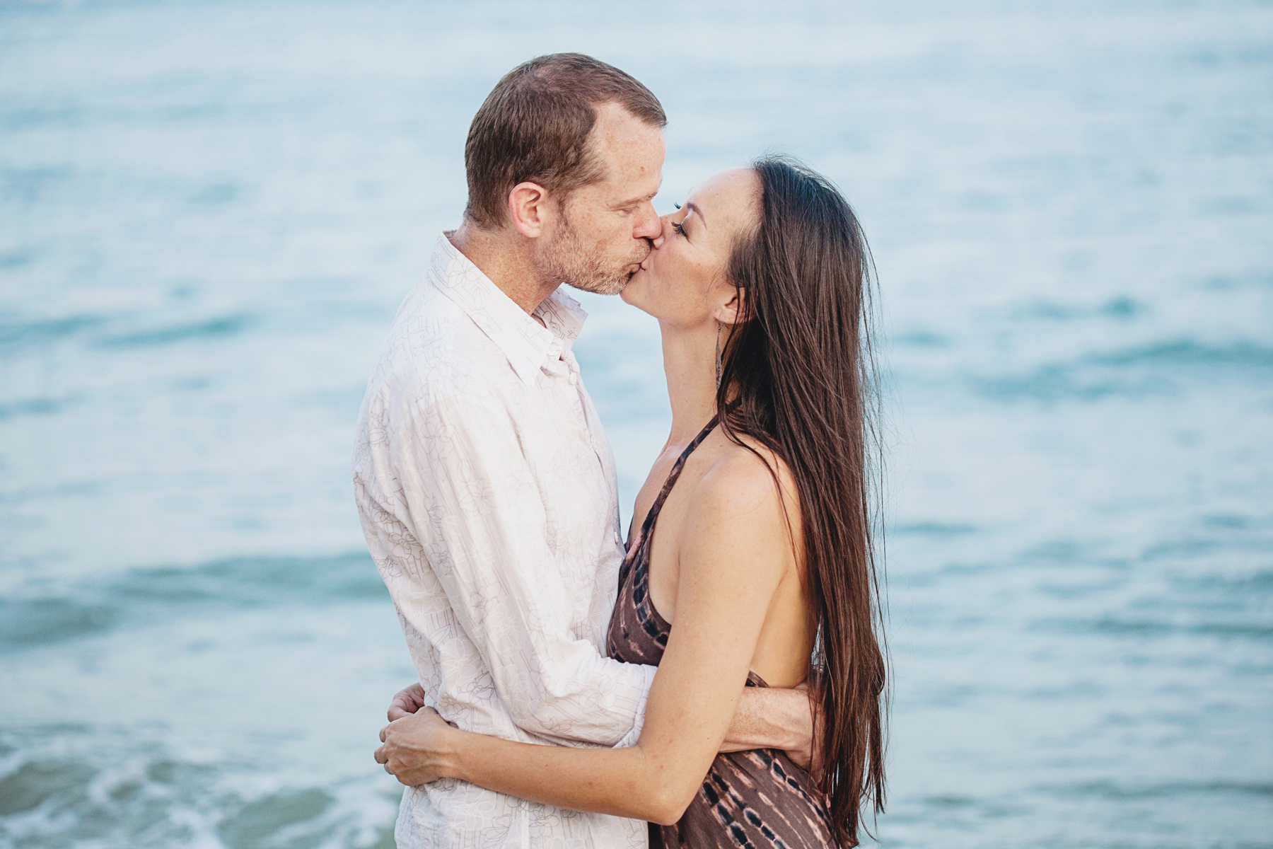 Couples session at the beach