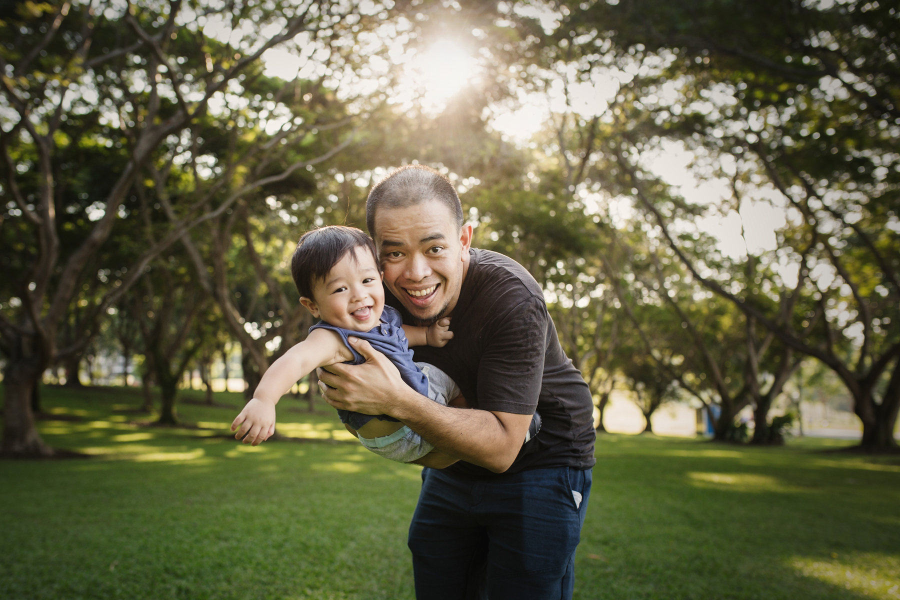 Family portrait outdoors Singapore